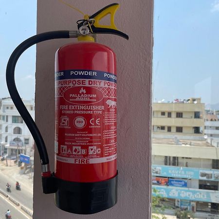 Pearl Stays, Tirupathi Tirupati Exterior foto